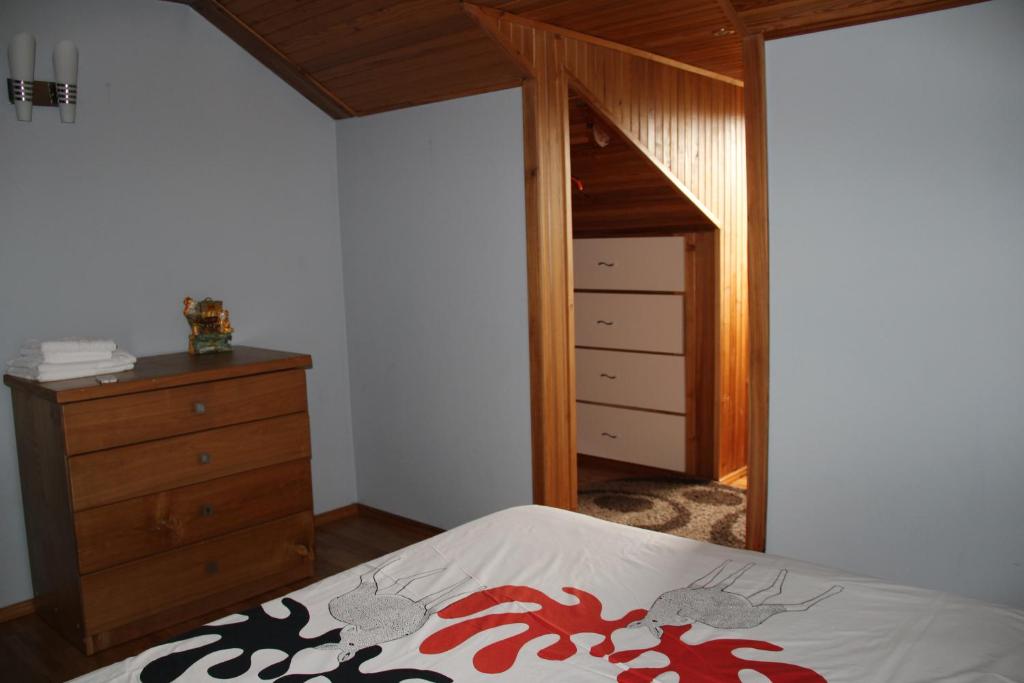 Cozy Home Mtsvane Kontskhi room 5